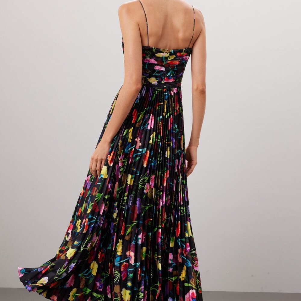 AÏIFOS Adriana Gown, 4 - Picture 3 of 13